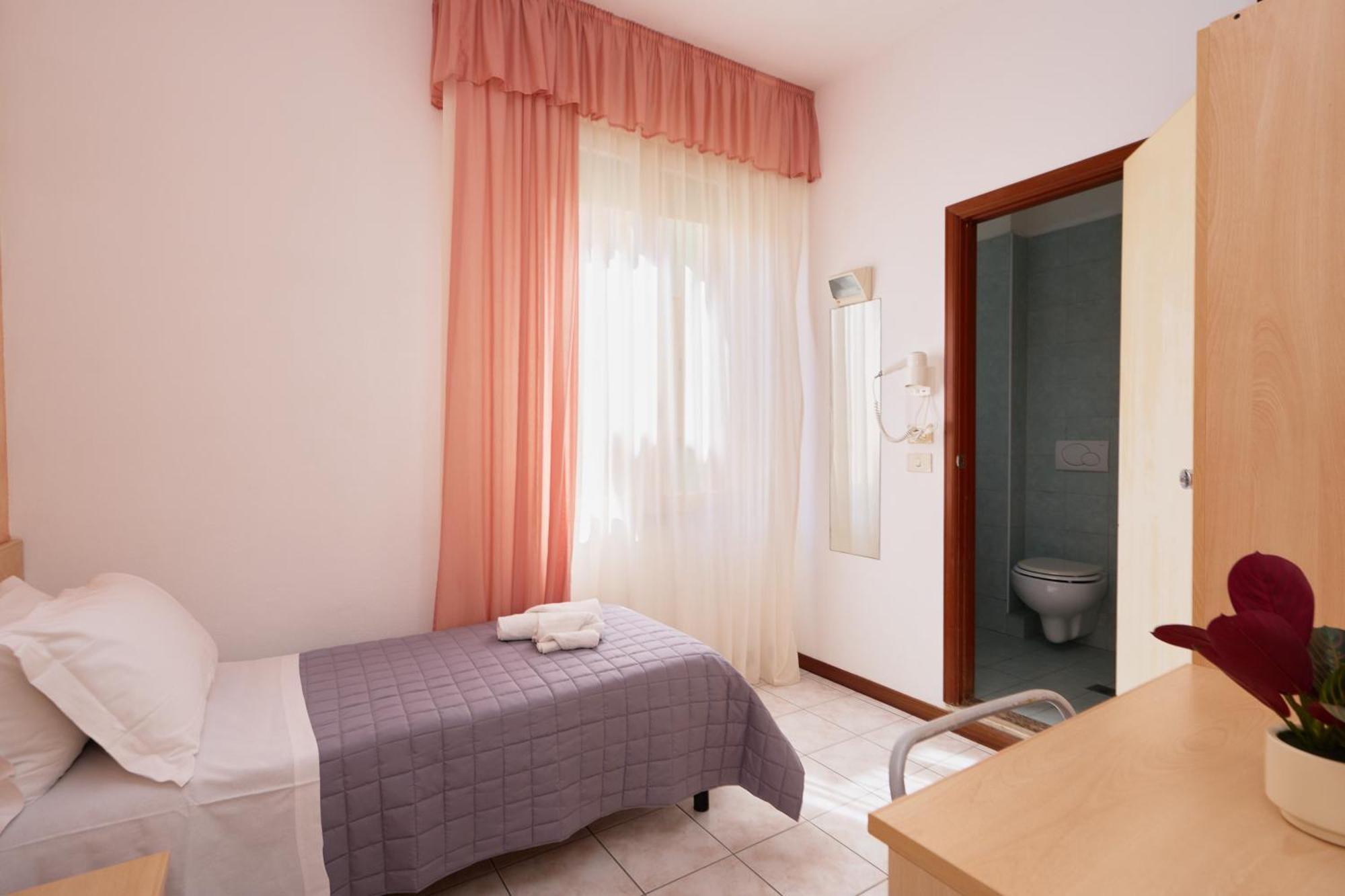 Hotel Jolanda Bellaria-Igea Marina Zewnętrze zdjęcie