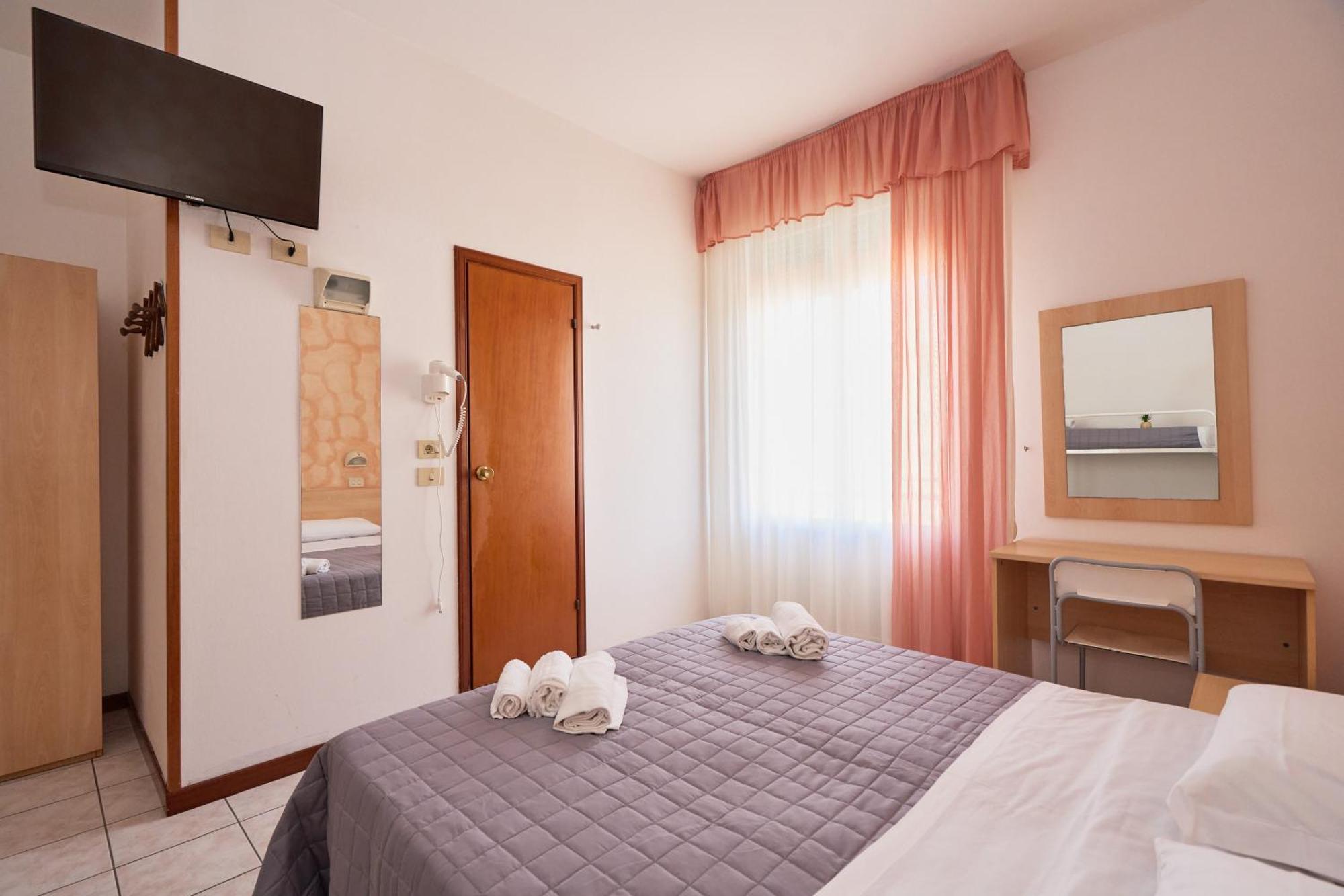 Hotel Jolanda Bellaria-Igea Marina Zewnętrze zdjęcie