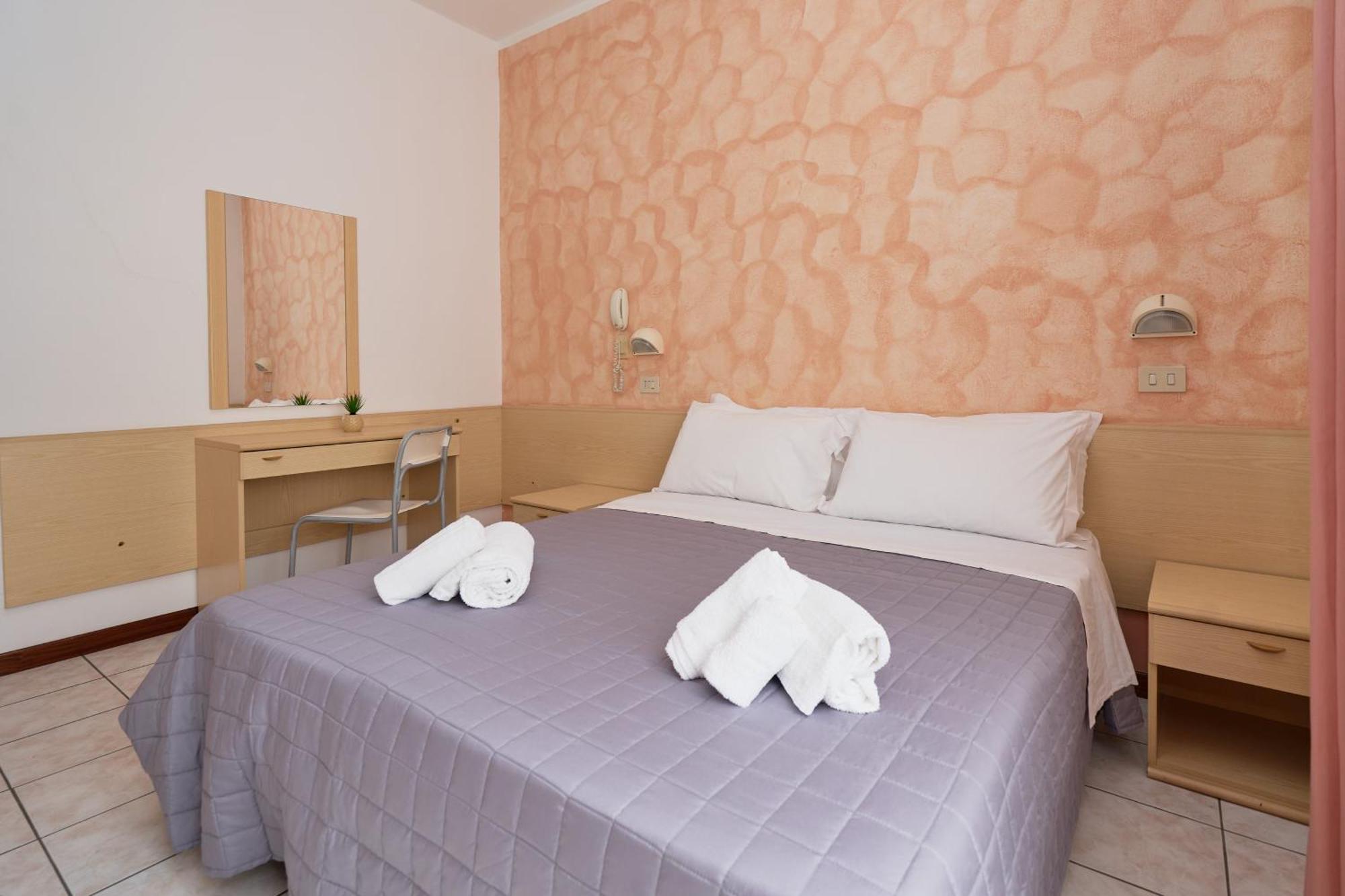 Hotel Jolanda Bellaria-Igea Marina Zewnętrze zdjęcie