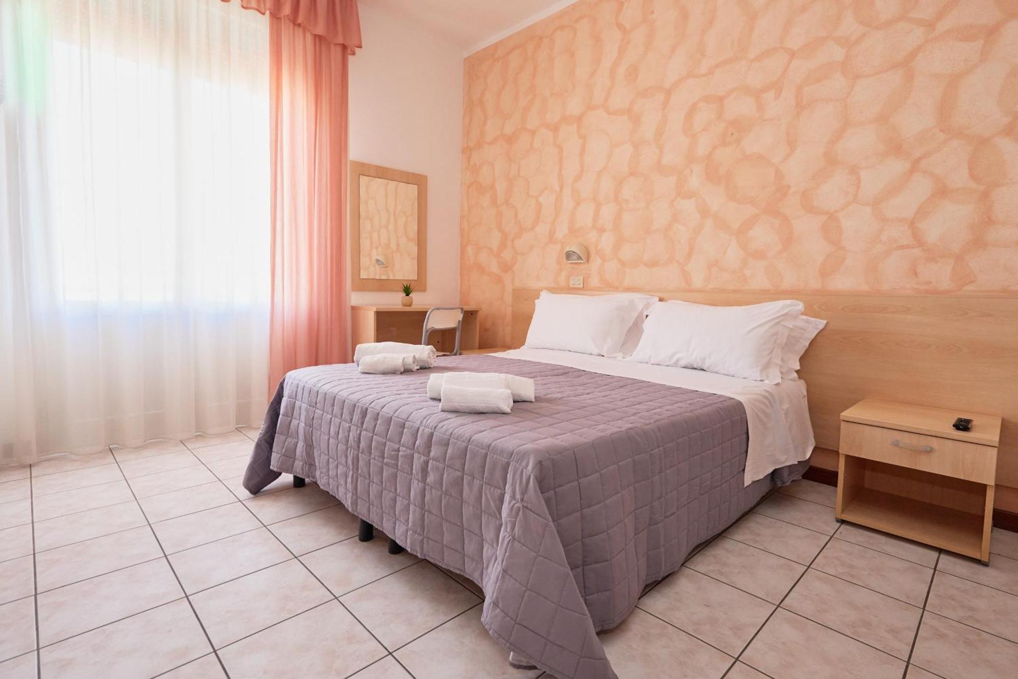 Hotel Jolanda Bellaria-Igea Marina Zewnętrze zdjęcie
